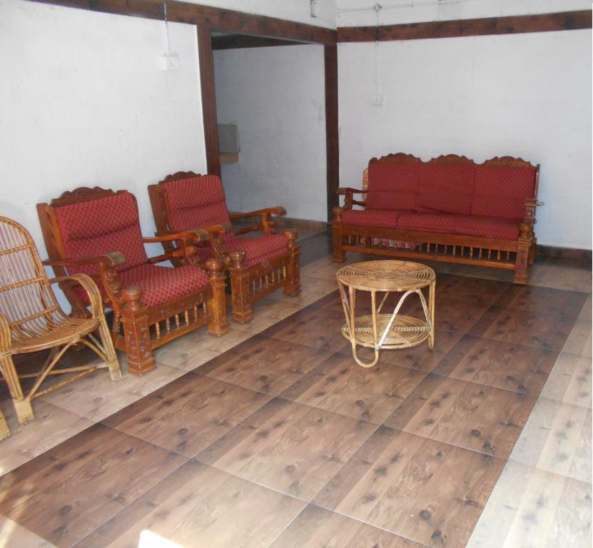 White Water Woods Resort ビサーリー 部屋 写真